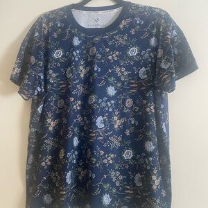 Tuckernuck - TNuck Sport Women's Blue Floral Shirt